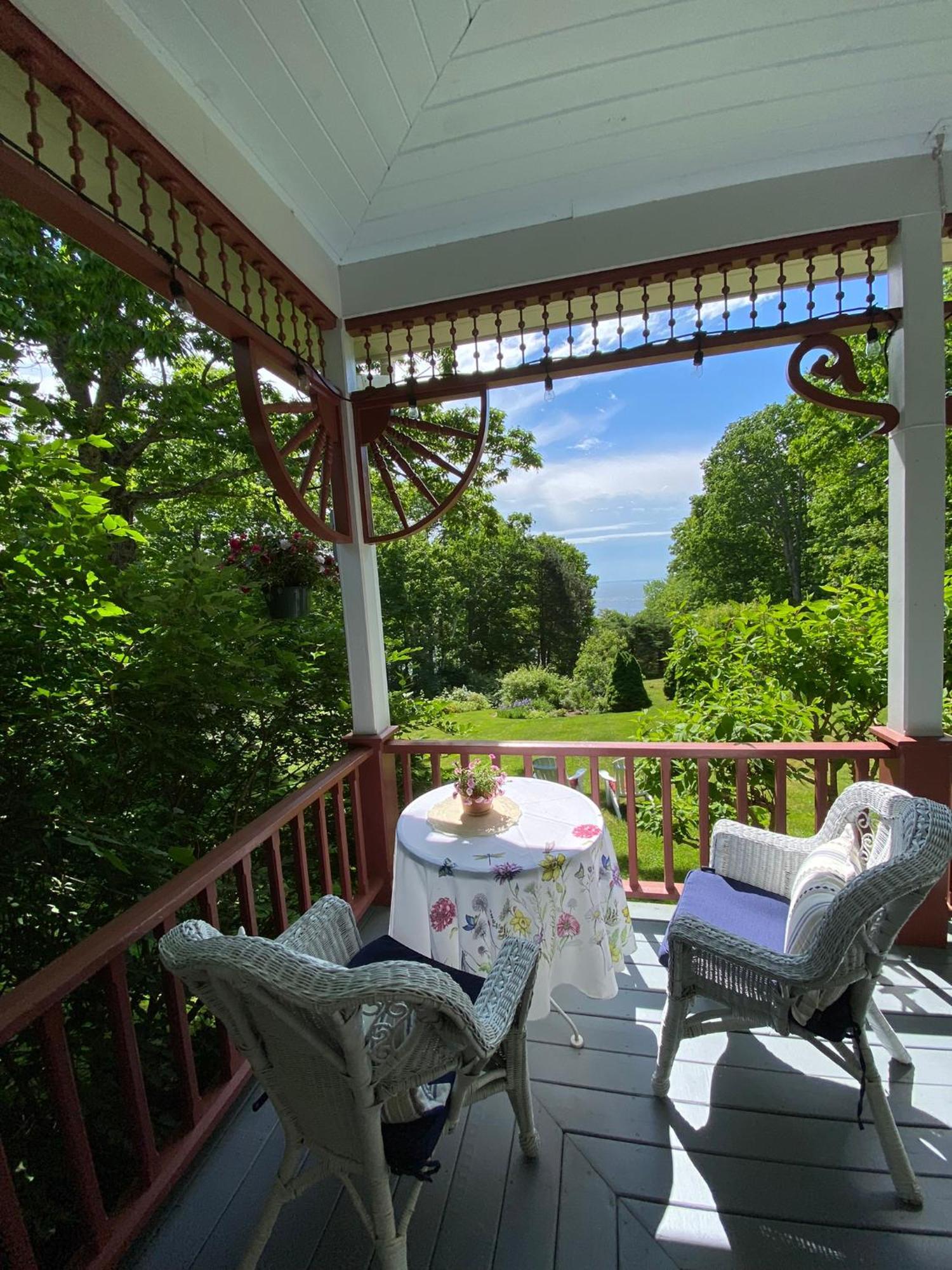 Bed and Breakfast Victorian By The Sea Линкольнвилл Экстерьер фото