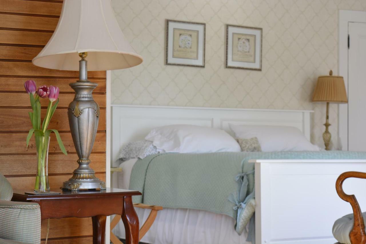 Bed and Breakfast Victorian By The Sea Линкольнвилл Экстерьер фото